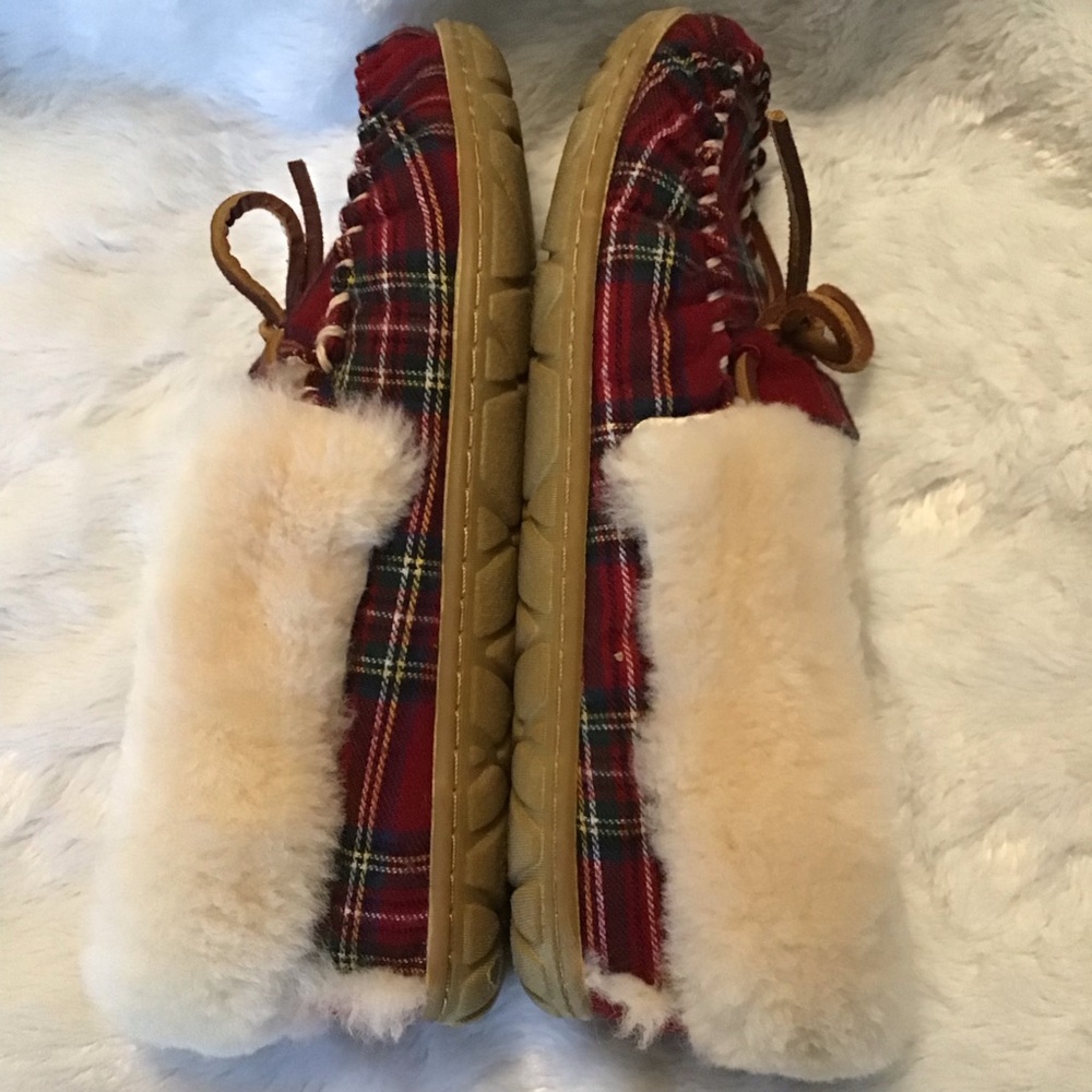 L.L.Bean Wicked Good Moccasin Slippers. Red Plaid, Shearling Lined Women’s Sz 7. - Picture 3 of 11